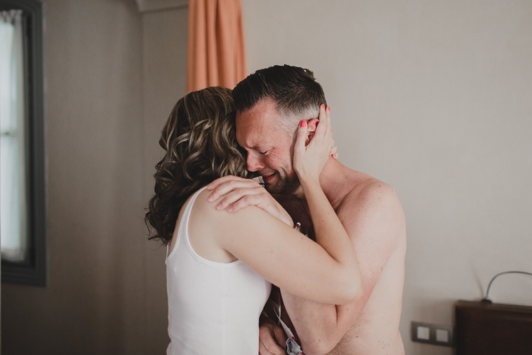 picture of the groom getting ready